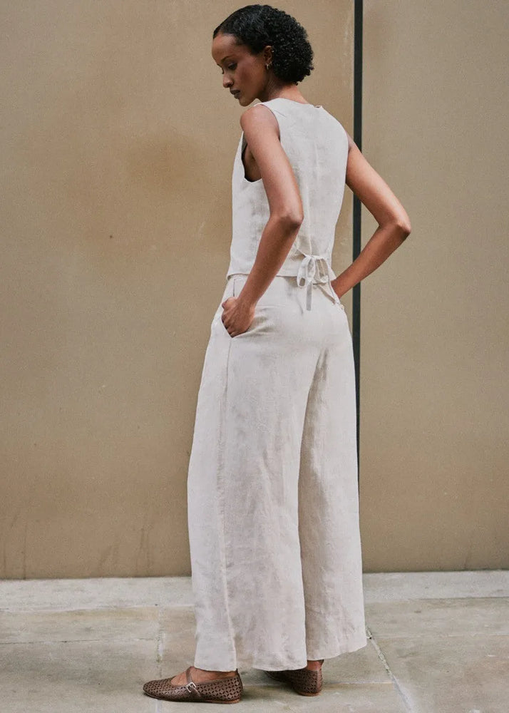 
                  
                    Daphne Linen Waistcoat in Beige
                  
                