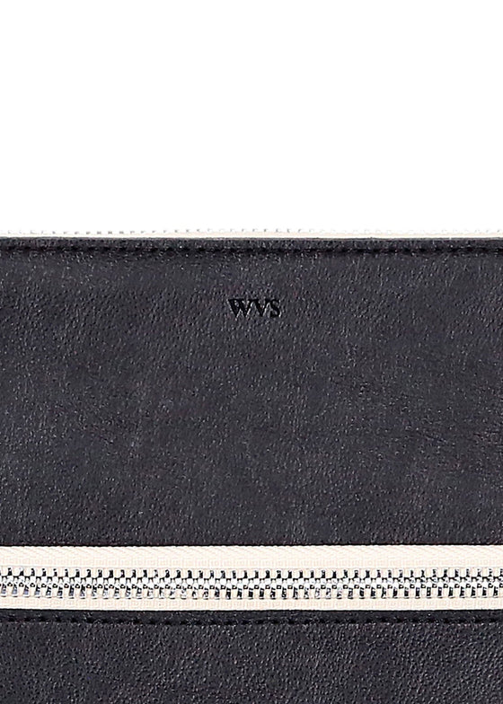 Large Essential Flat Pouch - 2 colours