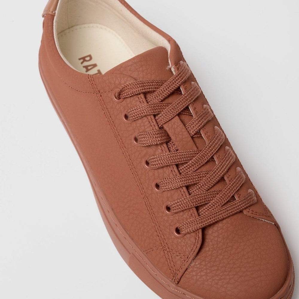 
                  
                    R-KIND VEGAN - MARS RUSTIC GRAINED TRAINER
                  
                